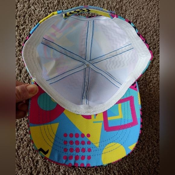 Retro Geometric Pattern Baseball Cap NWOT - Picture 4 of 10